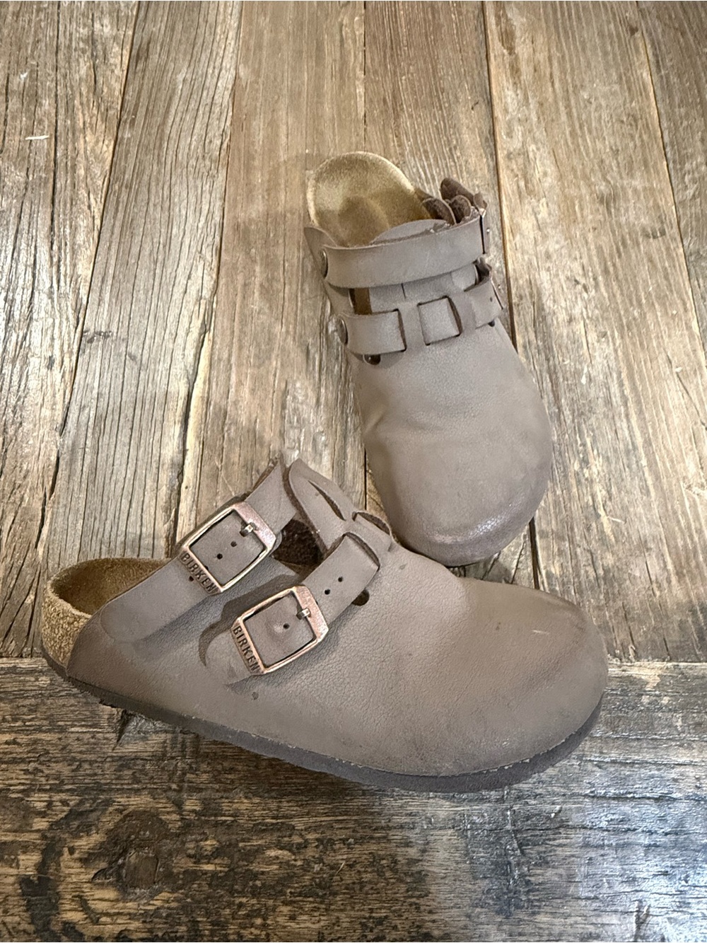 Birkenstock Kids Dual-Buckle Clog in Taupe Brown